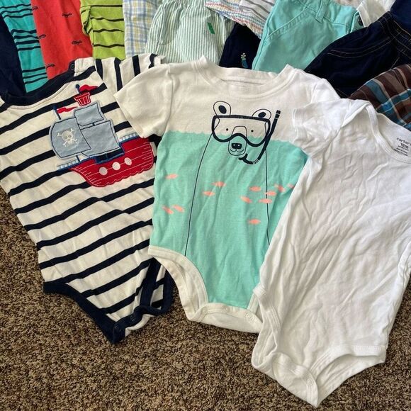 18 month toddler boy short sleeve clothing bundle - Picture 10 of 10